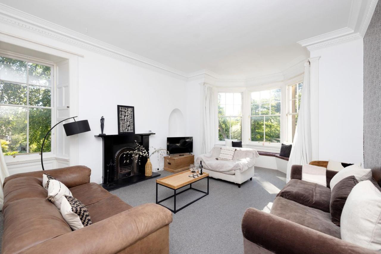 Joivy Delightful Flat With Parking Lägenhet Edinburg Exteriör bild